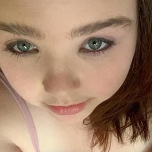 Meet your Posher, Carissa